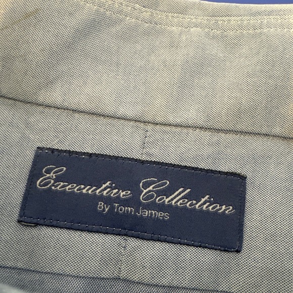 Executive Collection by Tom James Blue Pinpoint Oxford Custom‎ Shirt - Picture 4 of 8